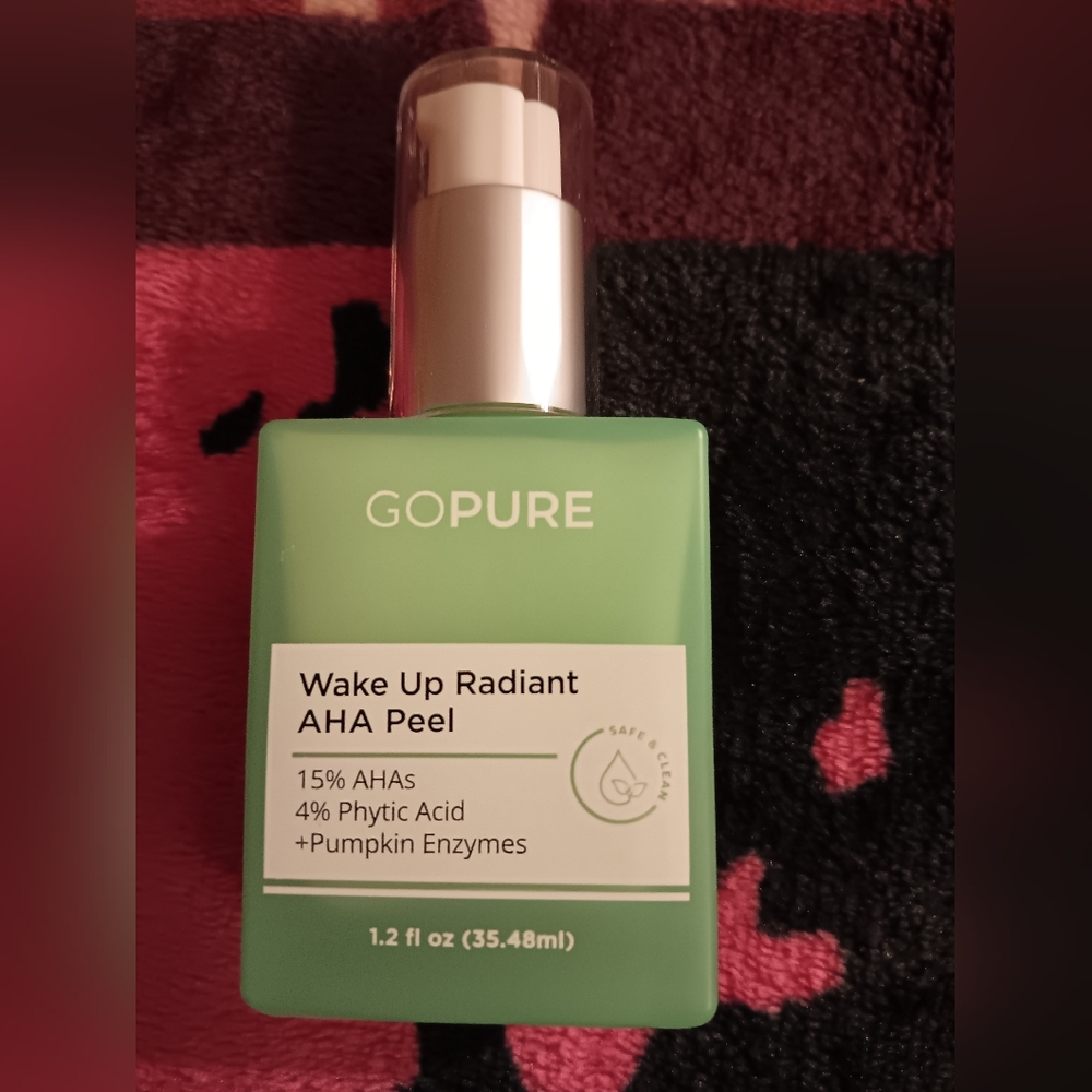 Wake Up Radiant AHA Peel - Green